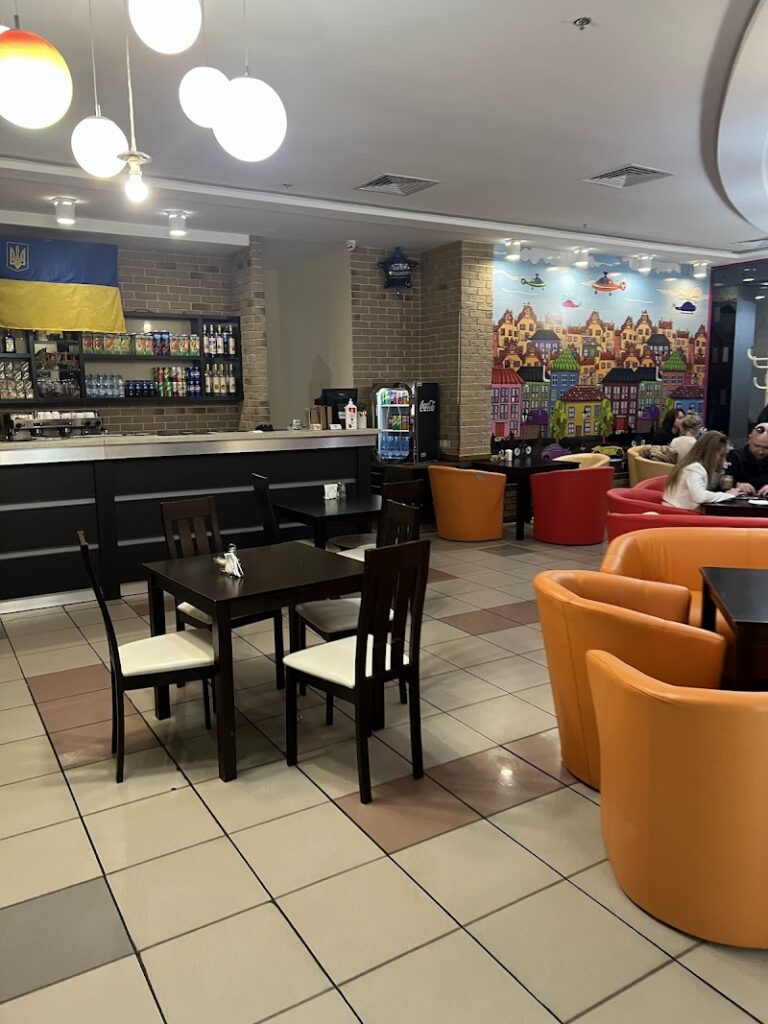 Street Cafe