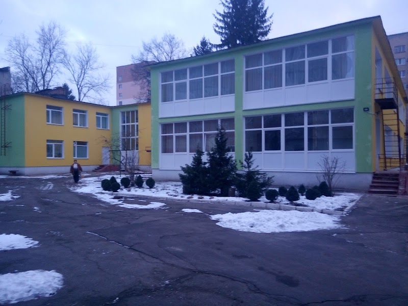 Дитячий садок №27 “Ромашка”