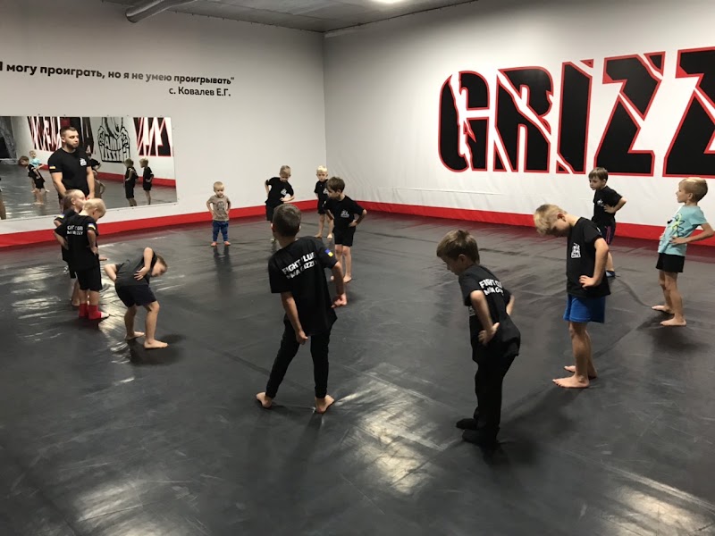 GRIZZLY MMA ACADEMY