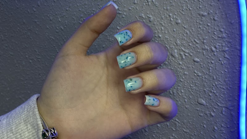 Ansy Nails