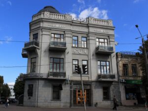Будинок братів Цибульських на Хрещатику в Черкасах, де працює Музей «Кобзаря» Т. Г. Шевченка.